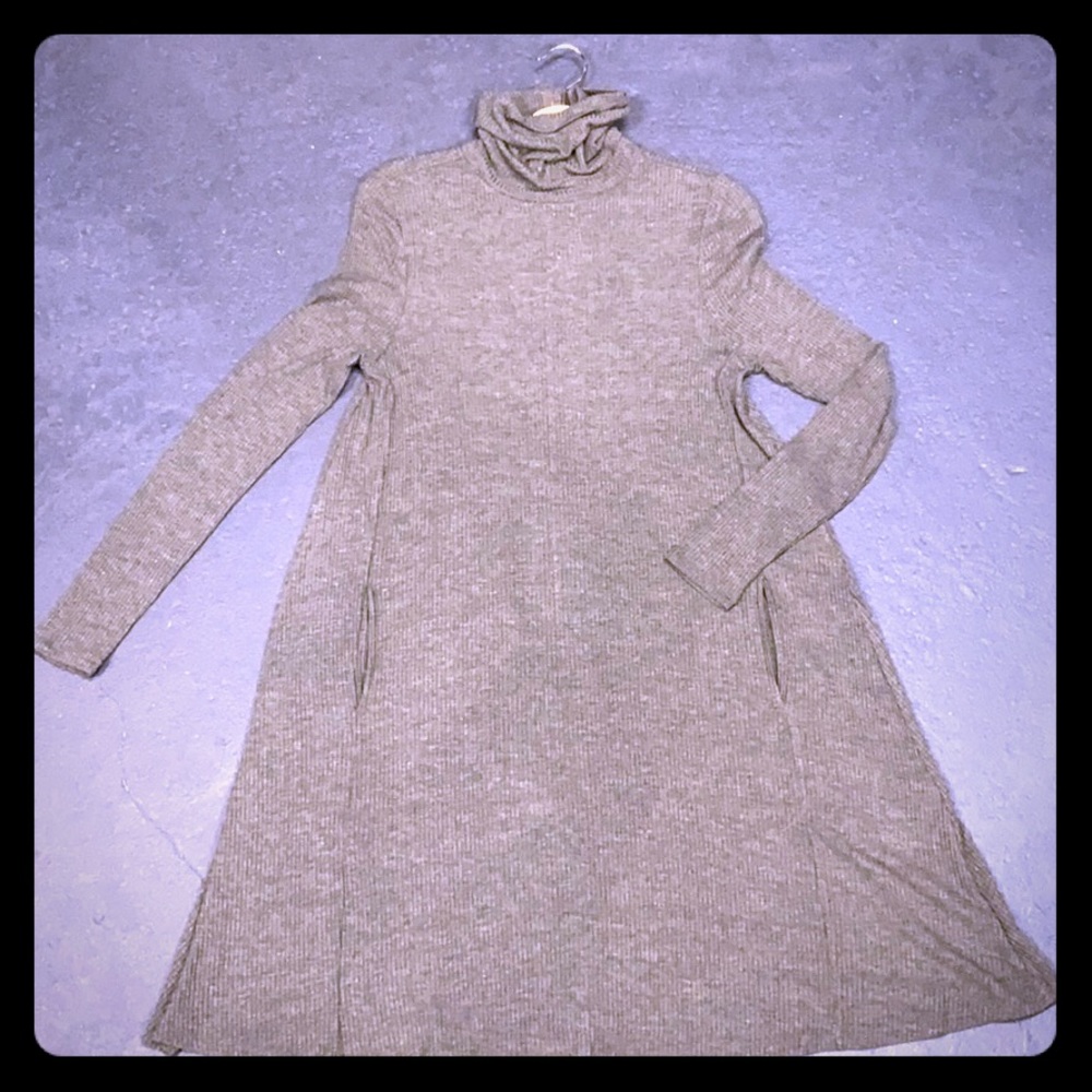 Grey dress